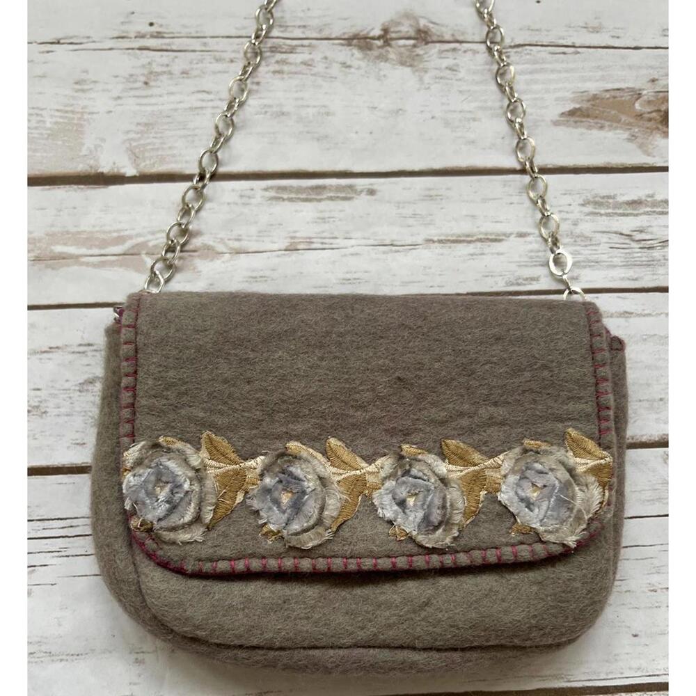 Handmade Wool Felt Crossbody Bag with Floral Embroidery‎